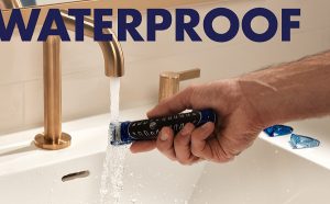 Gillette Styler, 1 Beard Trimmer for Men with 1 ProGlide Razor Blade Refill, 1 Battery, 3 Comb Attachments, Waterproof